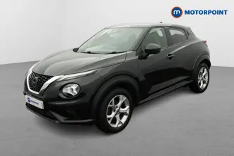 Nissan Juke N-Connecta Automatic Petrol SUV - Stock Number (1654879) - Passenger side front corner