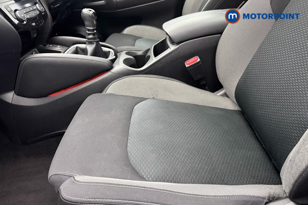 Nissan Qashqai N-Connecta Manual Petrol SUV - Stock Number (1660750) - 10th supplementary image