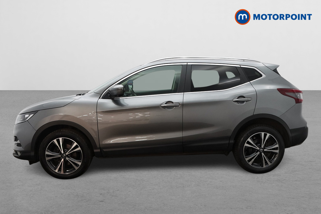 Nissan Qashqai N-Connecta Manual Petrol SUV - Stock Number (1660750) - Passenger side