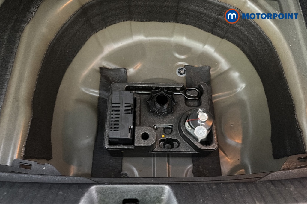 Volkswagen Taigo Life Manual Petrol SUV - Stock Number (1664124) - 33rd supplementary image