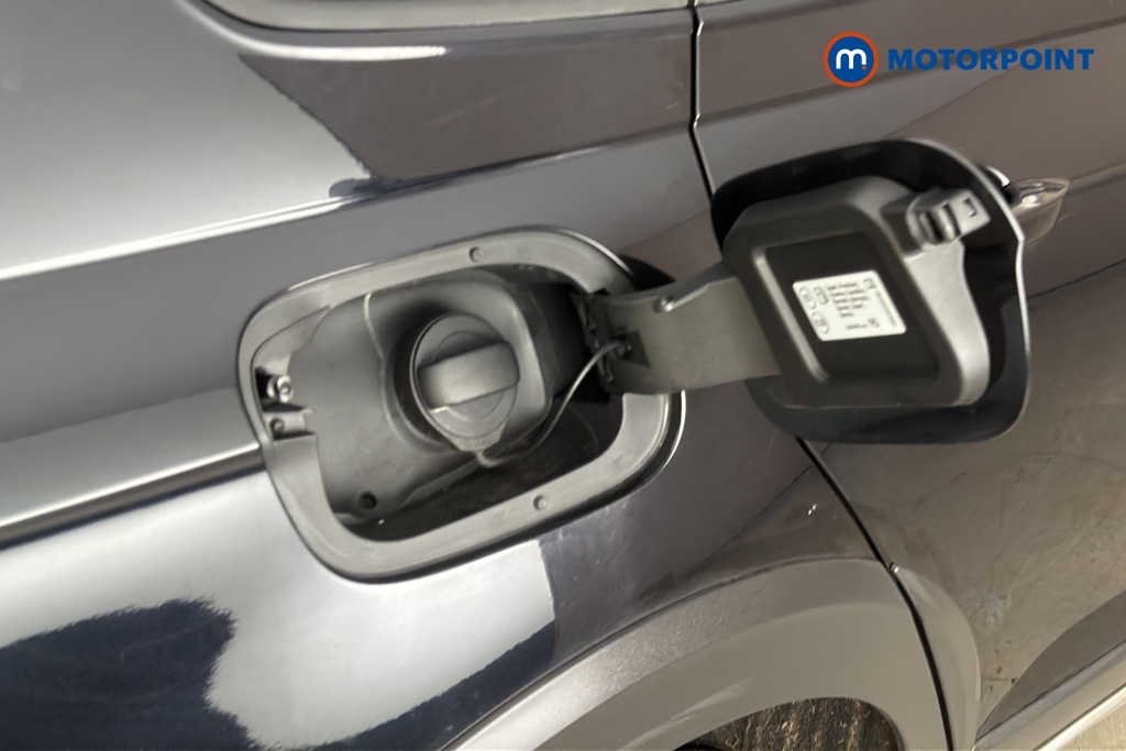 Volkswagen Taigo Life Manual Petrol SUV - Stock Number (1664124) - 41st supplementary image