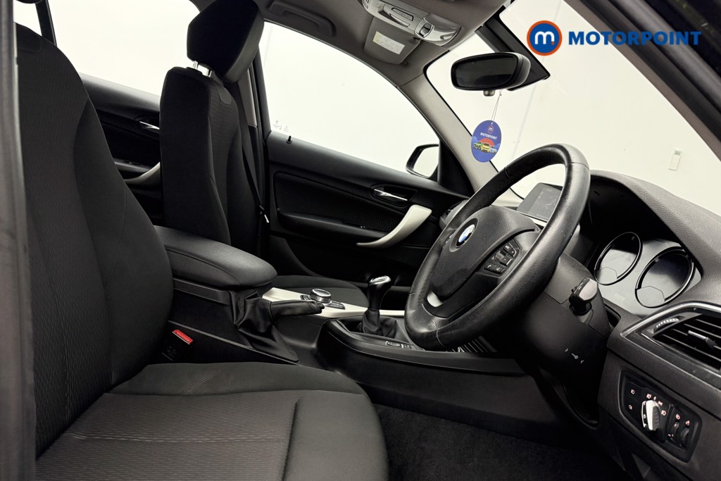 BMW 1 Series Se Business Manual Petrol Hatchback - Stock Number (1666546) - 8th supplementary image