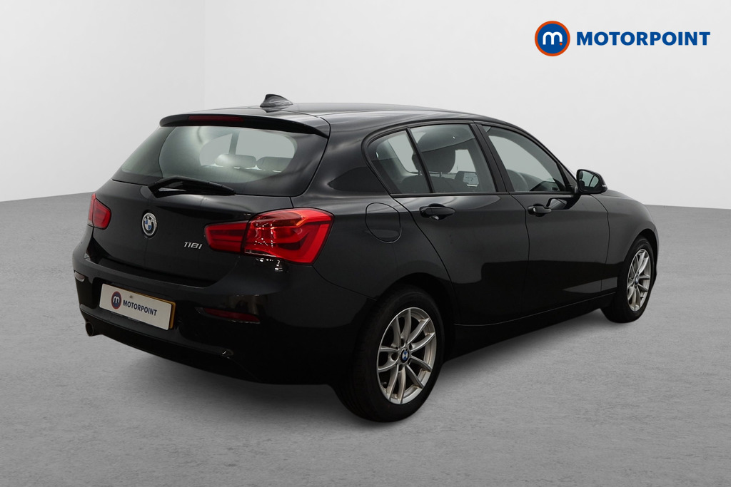 BMW 1 Series Se Business Manual Petrol Hatchback - Stock Number (1666546) - Drivers side rear corner