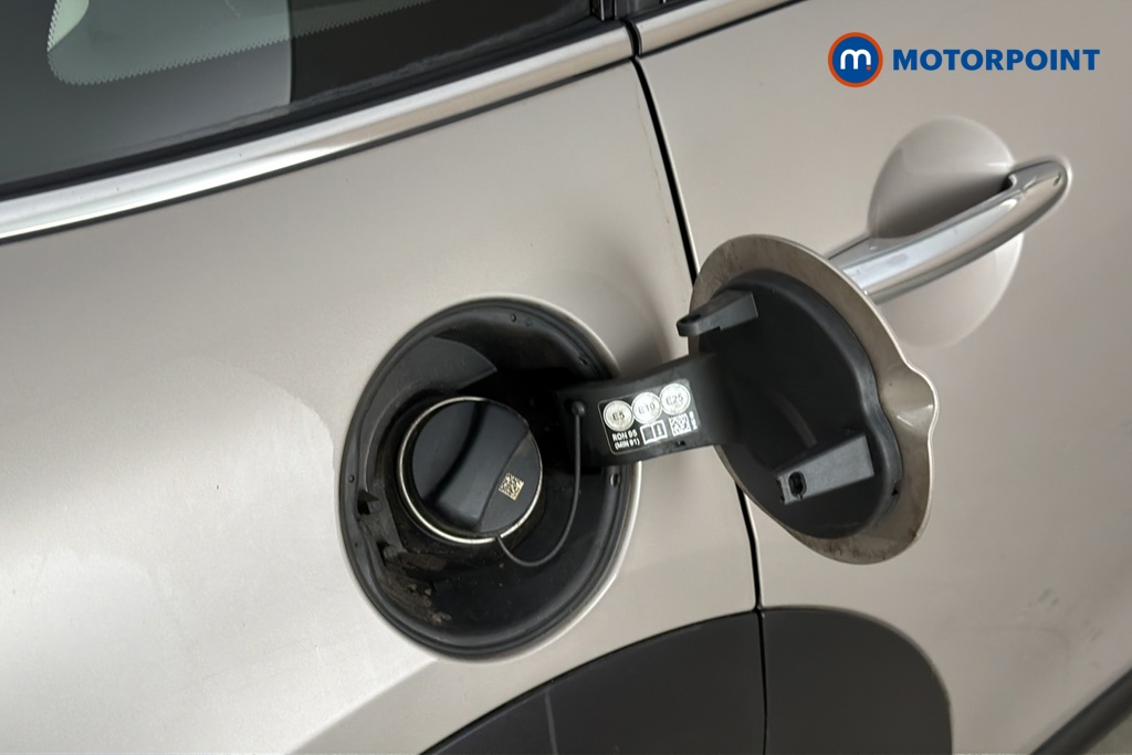 Mini Hatchback Cooper Classic Manual Petrol Hatchback - Stock Number (1670928) - 41st supplementary image