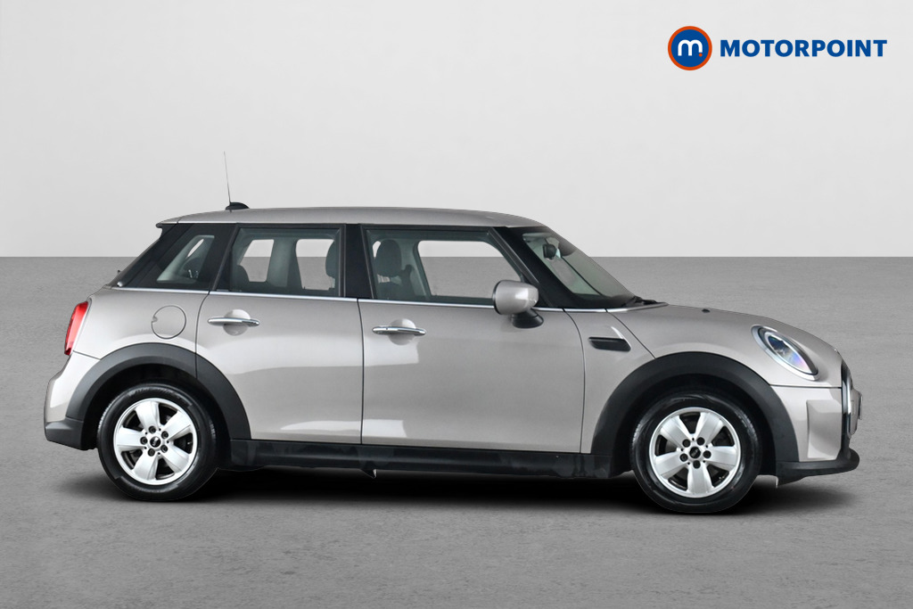 Mini Hatchback Cooper Classic Manual Petrol Hatchback - Stock Number (1670928) - Passenger side