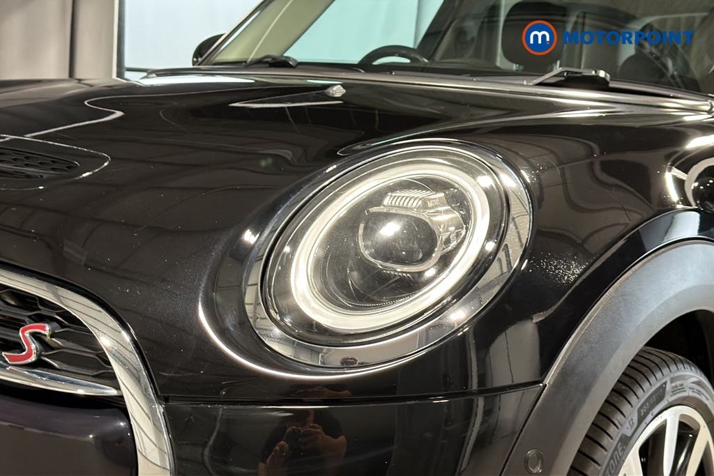 Mini Hatchback Cooper S Exclusive Automatic Petrol Hatchback - Stock Number (1674325) - 42nd supplementary image