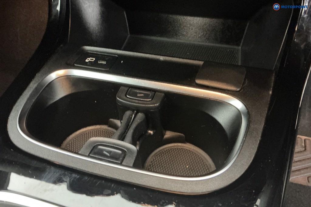 Mercedes-Benz A Class Amg Line Manual Petrol Hatchback - Stock Number (1675300) - 17th supplementary image