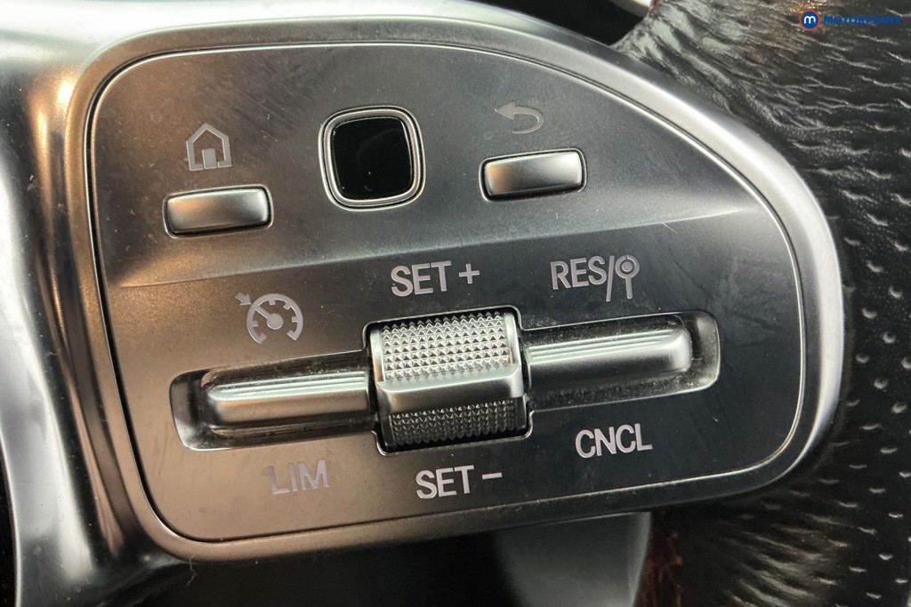 Mercedes-Benz A Class Amg Line Manual Petrol Hatchback - Stock Number (1675300) - 23rd supplementary image