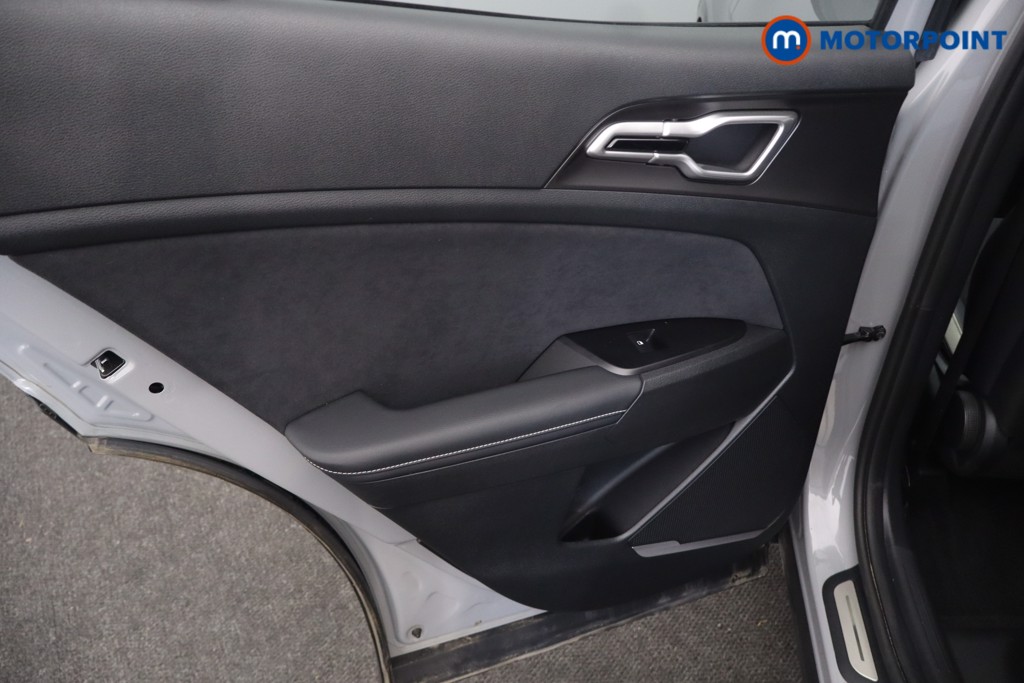 KIA Sportage Gt-Line Automatic Petrol-Electric Hybrid SUV - Stock Number (1677229) - 41st supplementary image