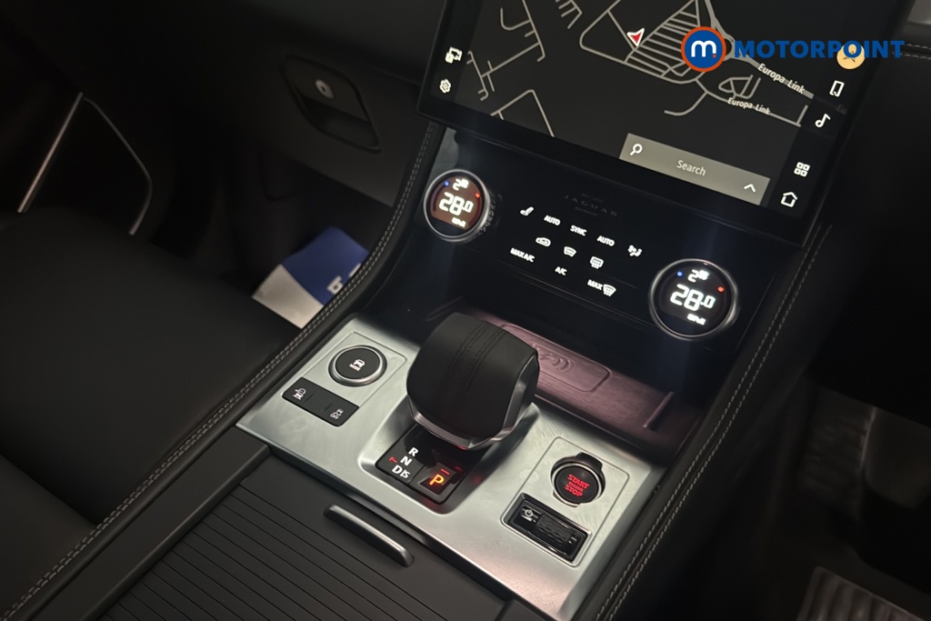 Jaguar F-Pace R-Dynamic Se Black 90Th Anniversary Edition Automatic Diesel SUV - Stock Number (1678411) - 15th supplementary image