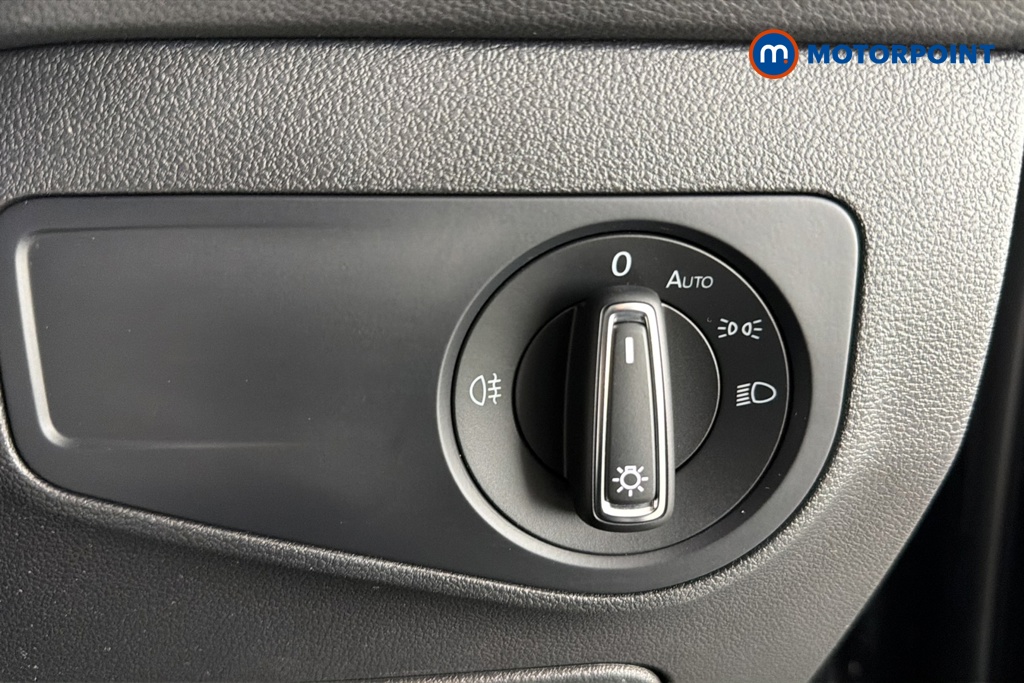 Volkswagen Tiguan Life Automatic Diesel SUV - Stock Number (1679472) - 11th supplementary image
