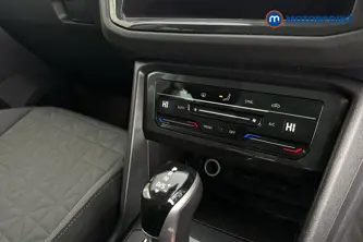 Volkswagen Tiguan Life Automatic Diesel SUV - Stock Number (1679472) - 12th supplementary image