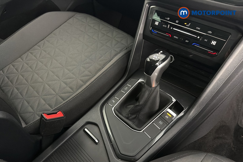 Volkswagen Tiguan Life Automatic Diesel SUV - Stock Number (1679472) - 15th supplementary image