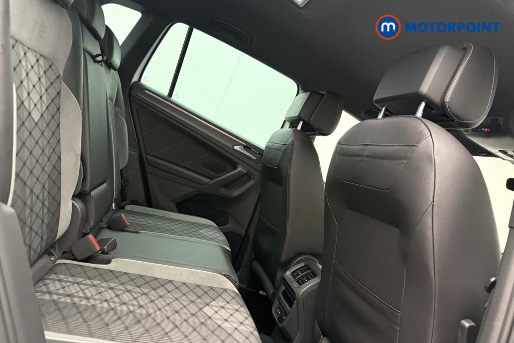 Volkswagen Tiguan R-Line Edition Automatic Petrol SUV - Stock Number (1679729) - 9th supplementary image
