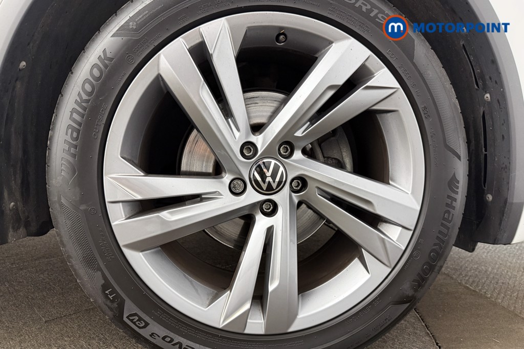 Volkswagen Tiguan R-Line Edition Automatic Petrol SUV - Stock Number (1679729) - 11th supplementary image