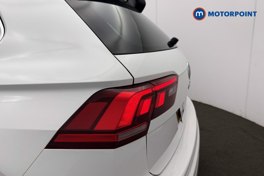 Volkswagen Tiguan R-Line Edition Automatic Petrol SUV - Stock Number (1679729) - 28th supplementary image