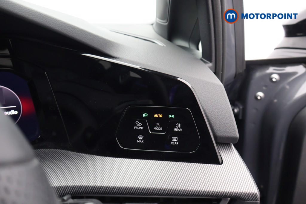 Volkswagen Golf Black Edition Automatic Petrol Hatchback - Stock Number (1681518) - 7th supplementary image