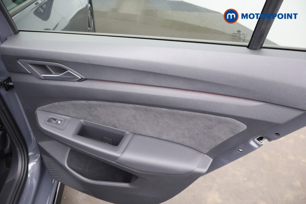 Volkswagen Golf Black Edition Automatic Petrol Hatchback - Stock Number (1681518) - 23rd supplementary image