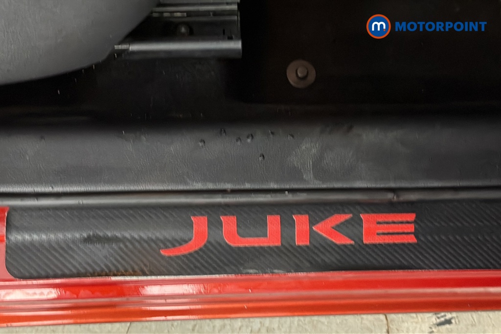 Nissan Juke Tekna Automatic Petrol SUV - Stock Number (1681604) - 996th supplementary image