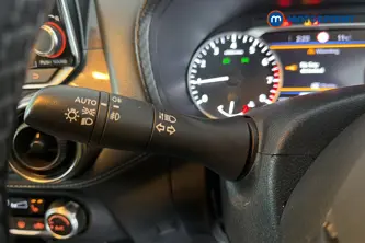 Nissan Juke Tekna Automatic Petrol SUV - Stock Number (1681604) - 5th supplementary image
