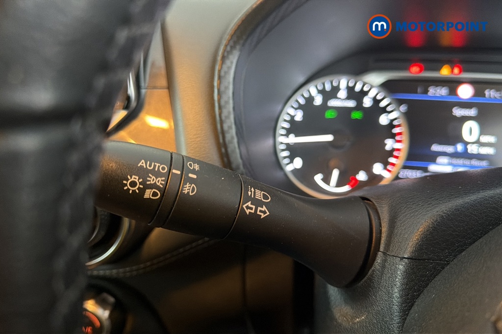 Nissan Juke Tekna Automatic Petrol SUV - Stock Number (1681604) - 11th supplementary image