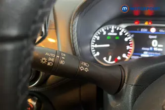 Nissan Juke Tekna Automatic Petrol SUV - Stock Number (1681604) - 11th supplementary image