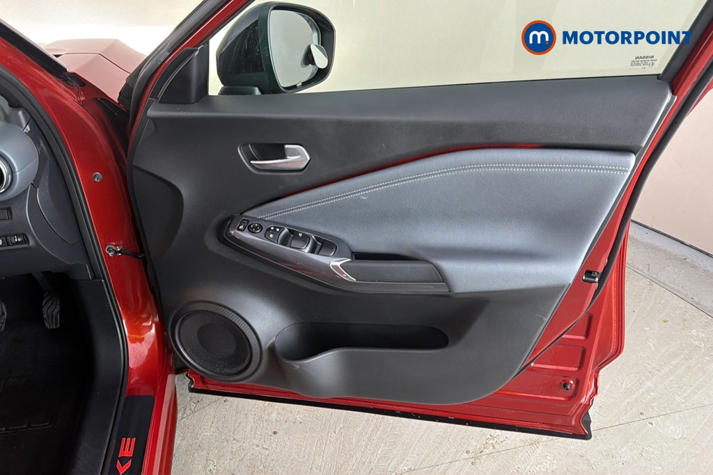 Nissan Juke Tekna Automatic Petrol SUV - Stock Number (1681604) - 18th supplementary image
