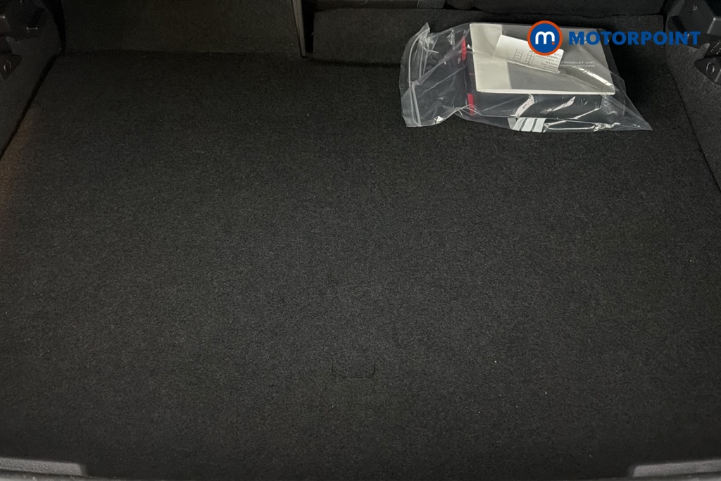 Nissan Juke Tekna Automatic Petrol SUV - Stock Number (1681604) - 33rd supplementary image