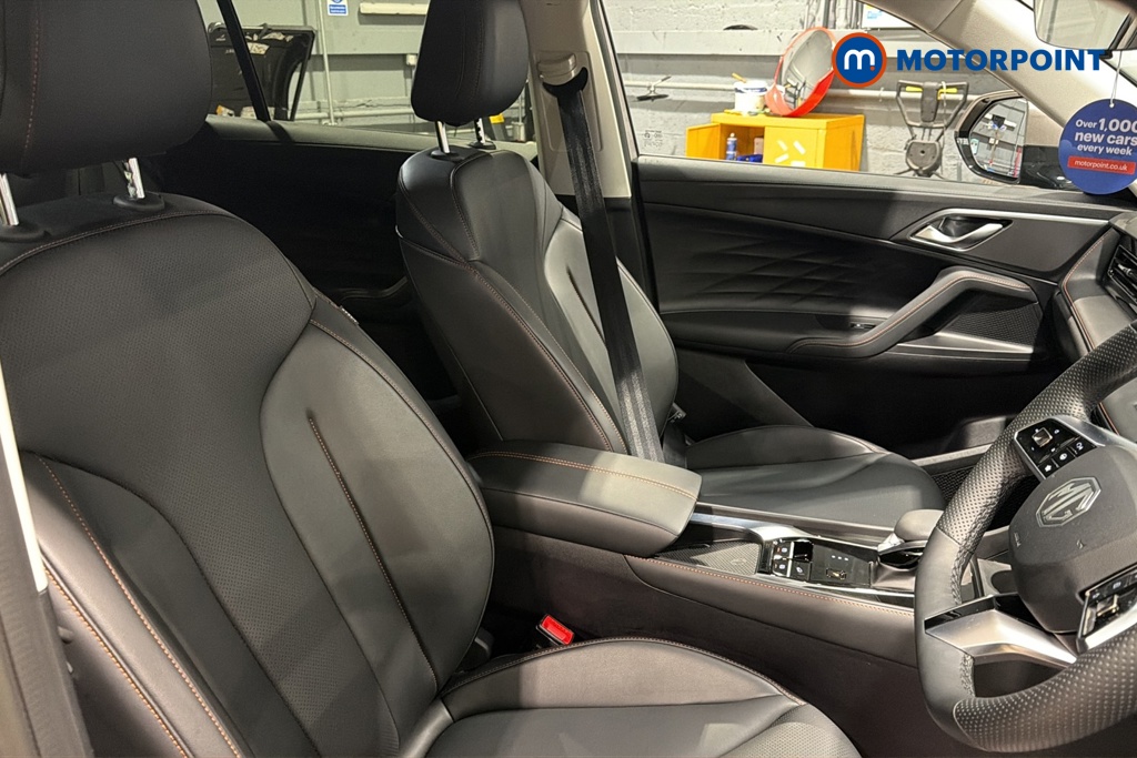 Mg Motor Uk HS Trophy Automatic Petrol-Electric Hybrid SUV - Stock Number (1682100) - 22nd supplementary image
