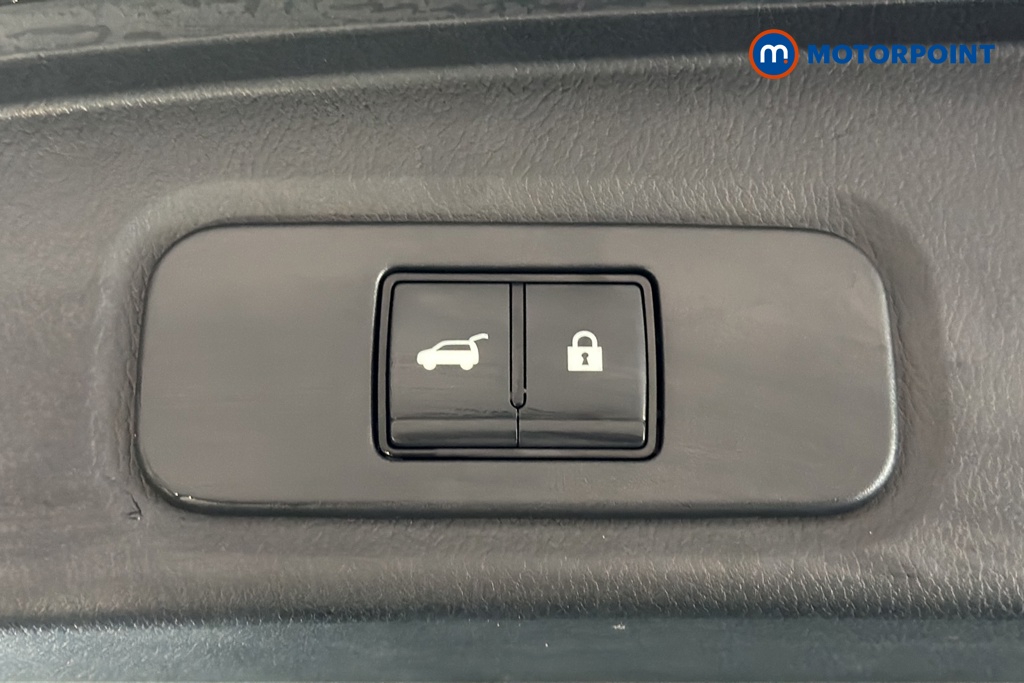 Nissan Qashqai Tekna Automatic Petrol SUV - Stock Number (1682804) - 35th supplementary image