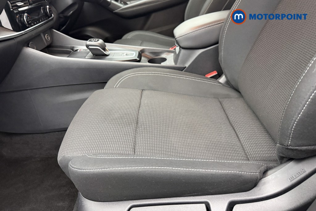 Nissan Qashqai Acenta Premium Automatic Petrol SUV - Stock Number (1683115) - 8th supplementary image