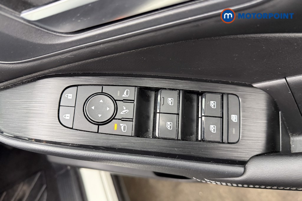 Nissan Qashqai Acenta Premium Automatic Petrol SUV - Stock Number (1683115) - 22nd supplementary image