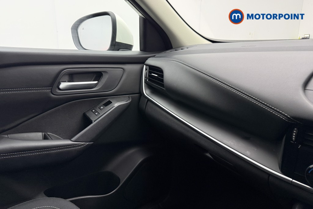 Nissan Qashqai Acenta Premium Automatic Petrol SUV - Stock Number (1683115) - 38th supplementary image