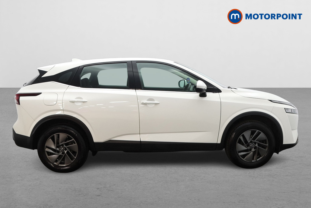 Nissan Qashqai Acenta Premium Automatic Petrol SUV - Stock Number (1683115) - Drivers side