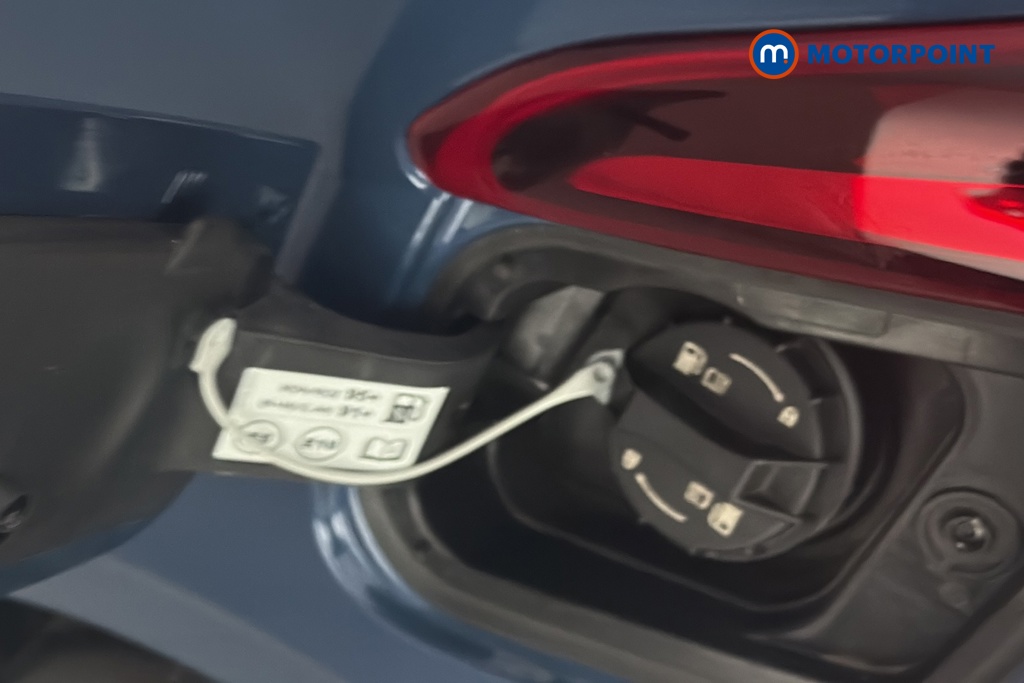 Hyundai I20 Tech Line Automatic Petrol Hatchback - Stock Number (1683615) - 41st supplementary image