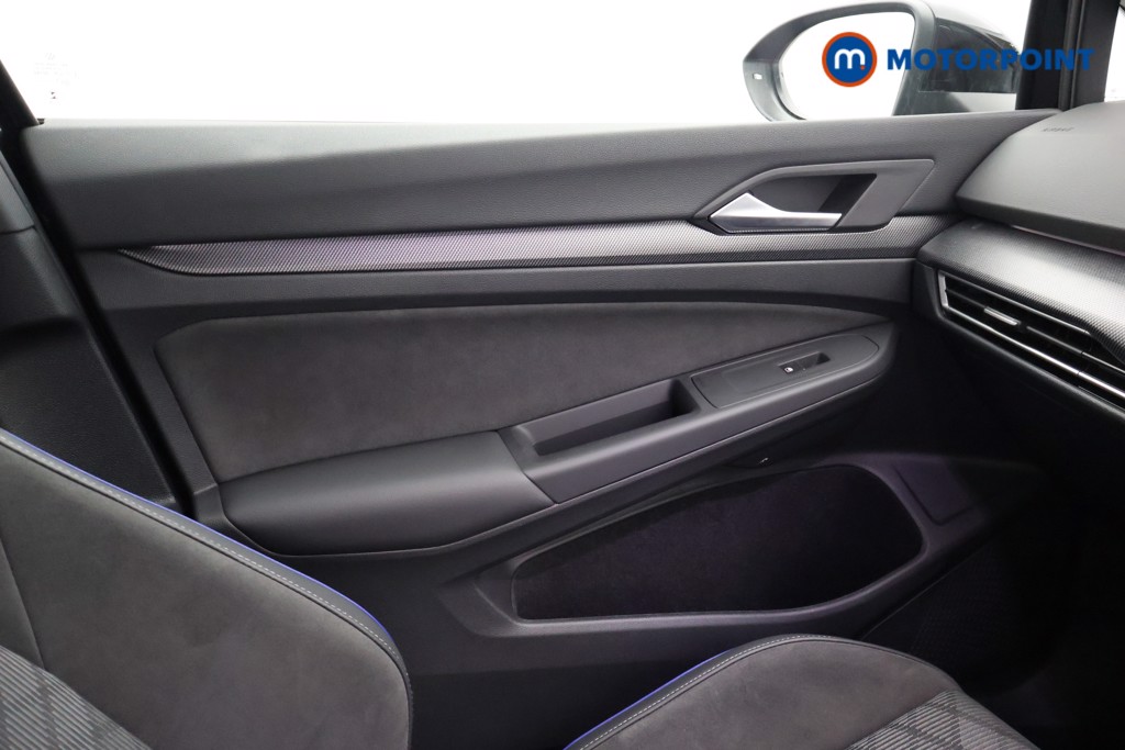 Volkswagen Golf Black Edition Automatic Petrol Hatchback - Stock Number (1684570) - 17th supplementary image