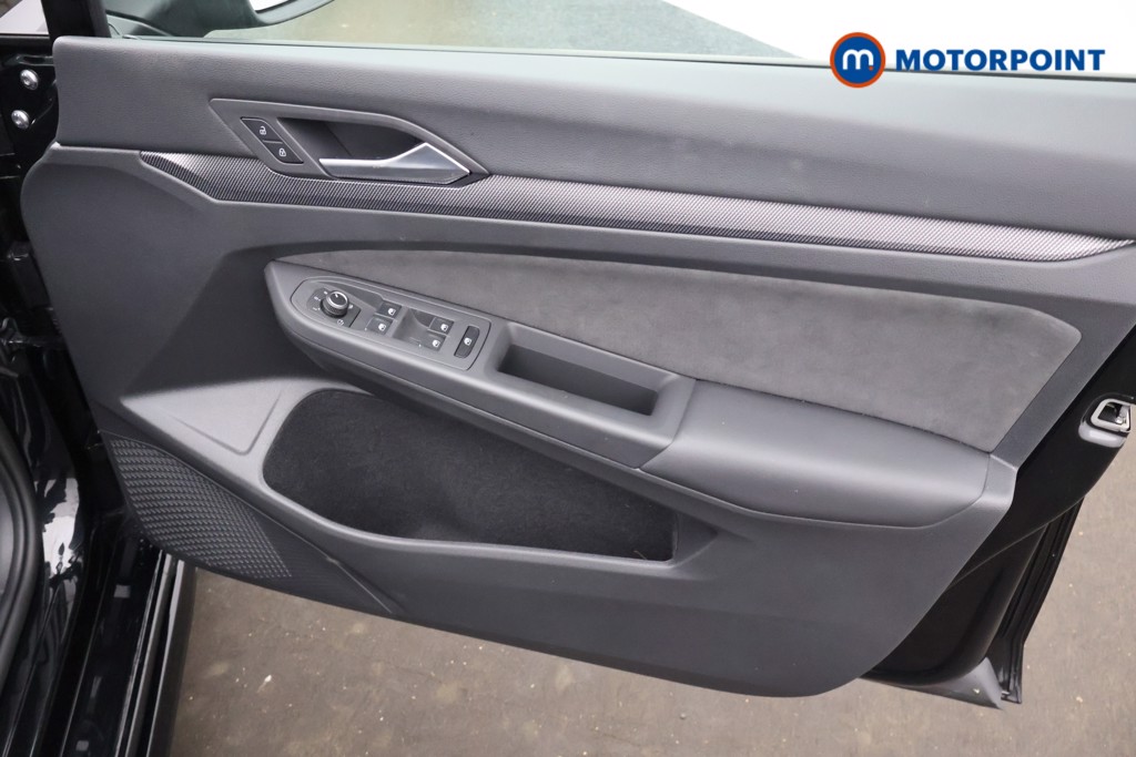Volkswagen Golf Black Edition Automatic Petrol Hatchback - Stock Number (1684570) - 19th supplementary image