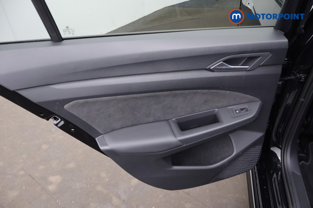Volkswagen Golf Black Edition Automatic Petrol Hatchback - Stock Number (1684570) - 27th supplementary image