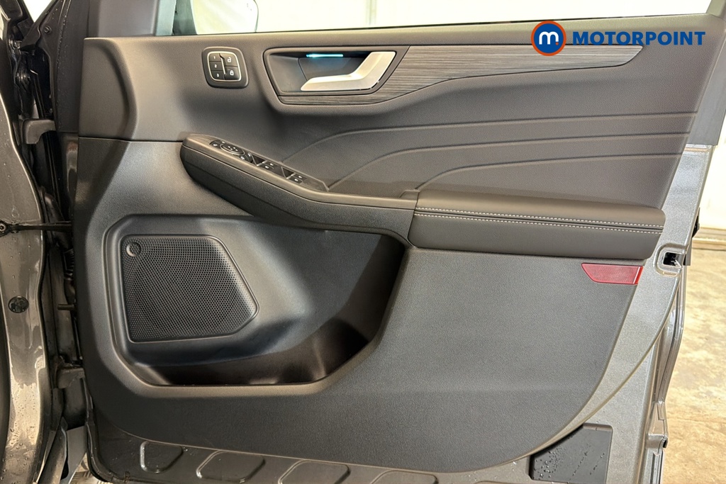 Ford Kuga Active Automatic Petrol Plug-In Hybrid SUV - Stock Number (1685030) - 18th supplementary image
