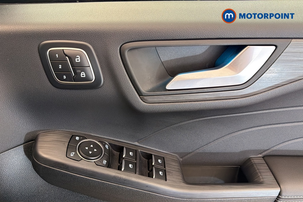 Ford Kuga Active Automatic Petrol Plug-In Hybrid SUV - Stock Number (1685030) - 19th supplementary image