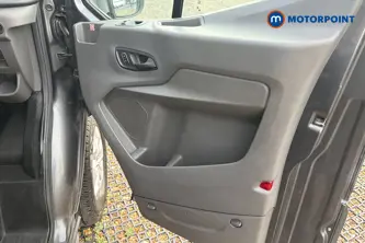 Ford Transit Limited Automatic Diesel Medium Roof Van - Stock Number (1685480) - 18th supplementary image