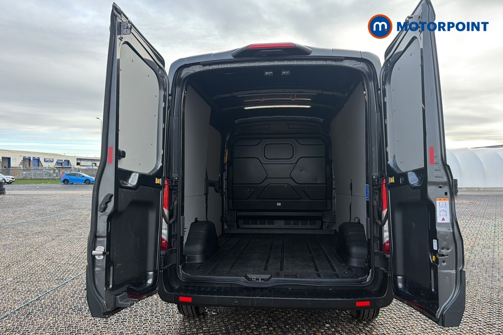 Ford Transit Limited Automatic Diesel Medium Roof Van - Stock Number (1685480) - 30th supplementary image