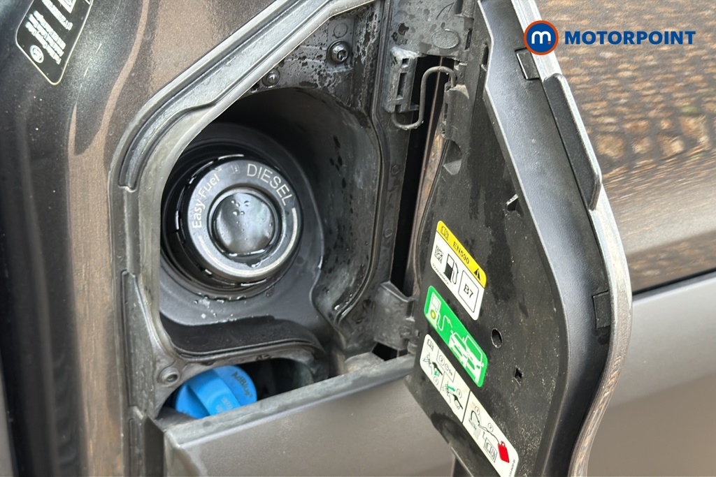Ford Transit Limited Automatic Diesel Medium Roof Van - Stock Number (1685480) - 41st supplementary image