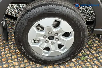Ford Transit Limited Automatic Diesel Medium Roof Van - Stock Number (1685480) - 46th supplementary image