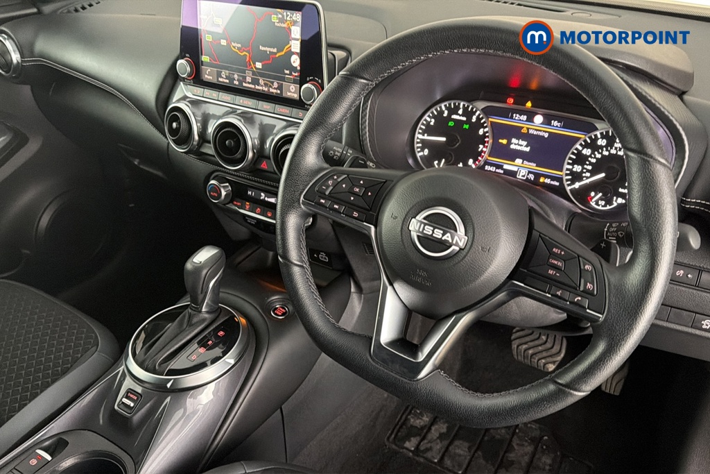 Nissan Juke N-Connecta Automatic Petrol SUV - Stock Number (1685633) - 2nd supplementary image