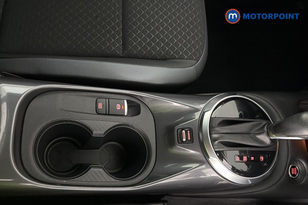 Nissan Juke N-Connecta Automatic Petrol SUV - Stock Number (1685633) - 15th supplementary image