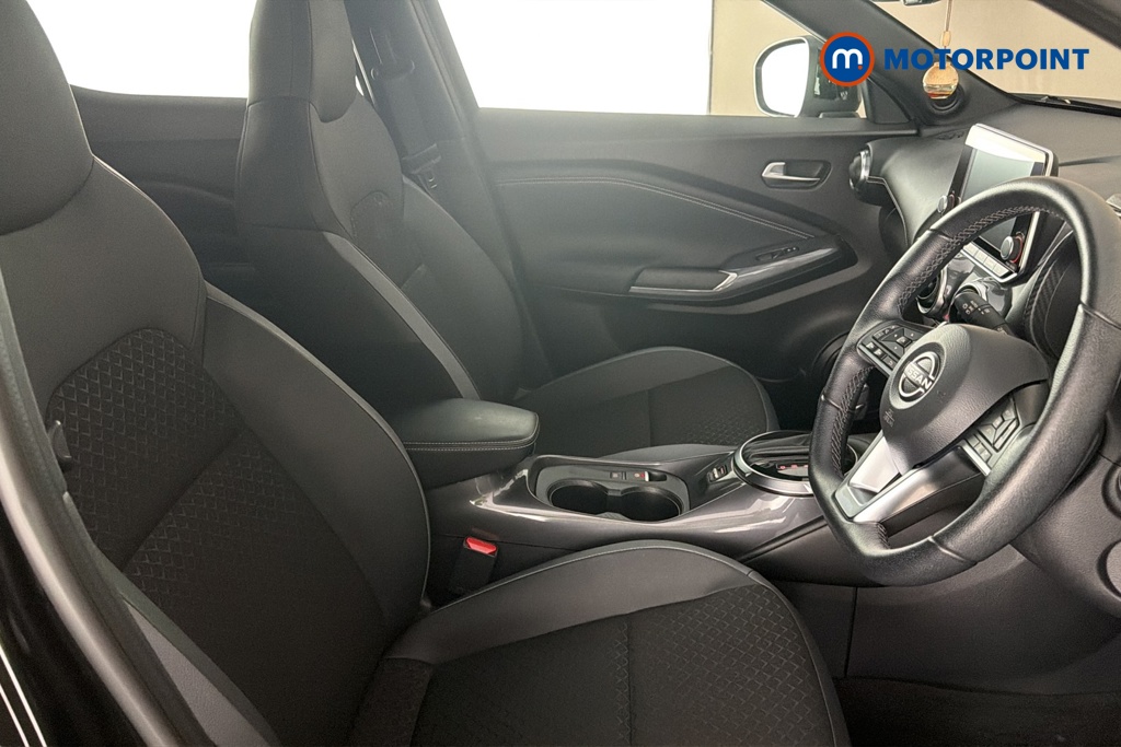 Nissan Juke N-Connecta Automatic Petrol SUV - Stock Number (1685633) - 22nd supplementary image
