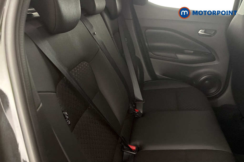 Nissan Juke N-Connecta Automatic Petrol SUV - Stock Number (1685633) - 25th supplementary image