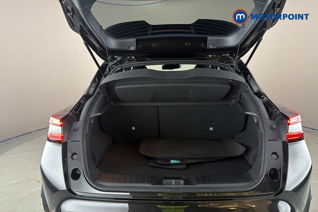 Nissan Juke N-Connecta Automatic Petrol SUV - Stock Number (1685633) - 30th supplementary image