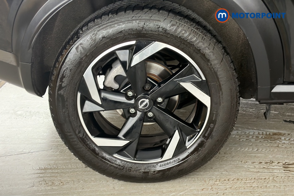 Nissan Juke N-Connecta Automatic Petrol SUV - Stock Number (1685633) - 46th supplementary image